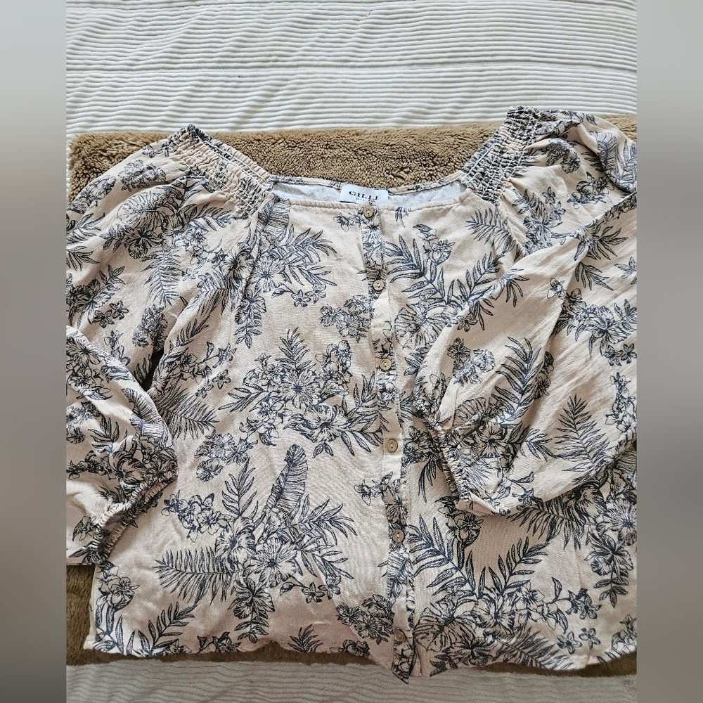 Gilli Womens Floral Print Shirt Size Khaki & Black Size L